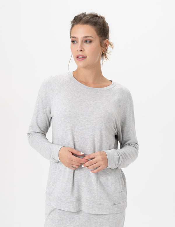 Renuar Comfortable Long Sleeve Top with Pockets R7737