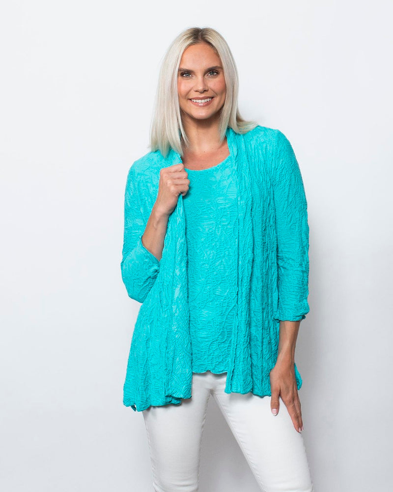 Snoskins Dreamcatcher V-Neck with flounce sleeves 32616-24S