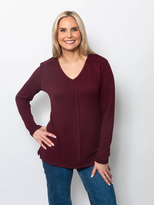 Snoskins Seersucker V-neck top with contrast thread 66694-F25