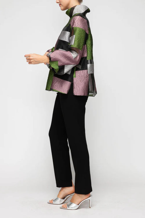 IC Collection 7596T Fall 25