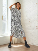 Simply Vanite Dress 90193-5 white/circles shirt/ duster
