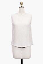 Damee 901T-BLK  CRINKLED SLEEVELESS JEWEL NECK TOP F25