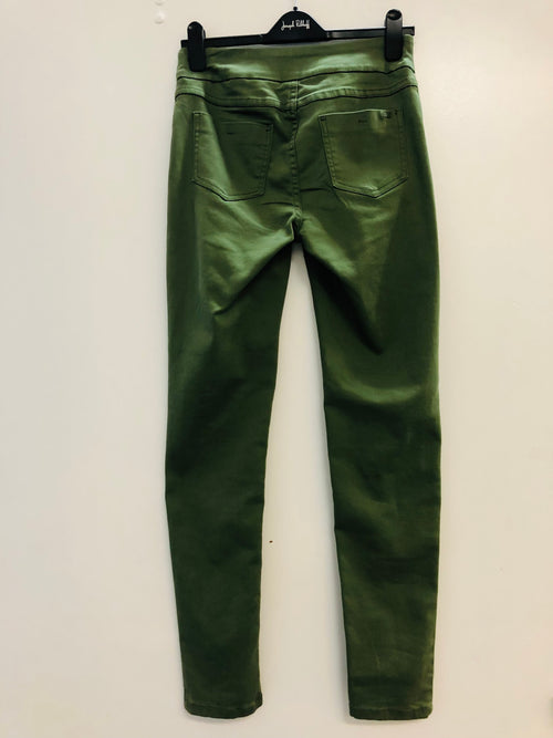 Final Sale UP pant Size 4