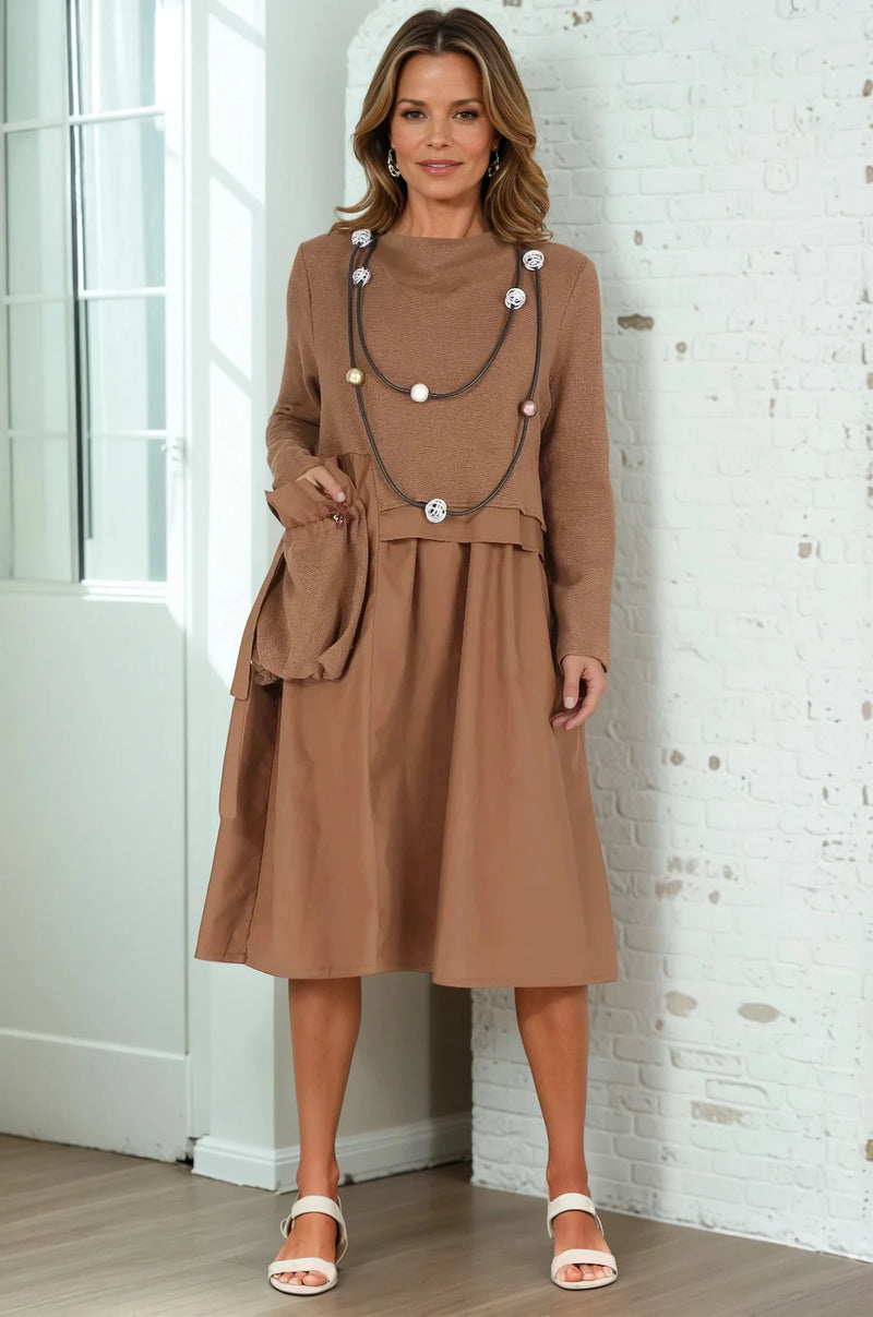 Simply Vanite Sweater dress 9056 S25 Mocha