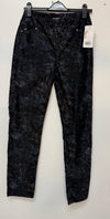 Lisette Pant  9941032