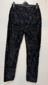 Lisette Pant  9941032
