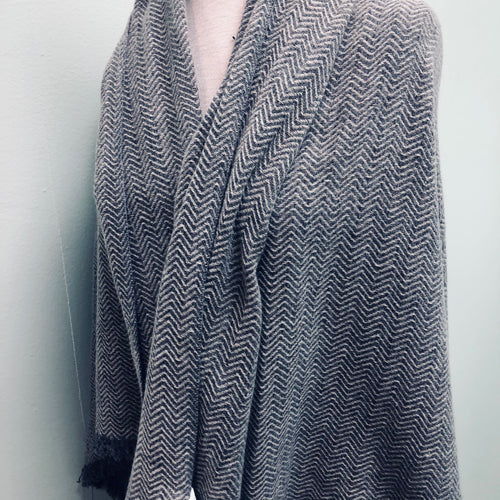 Herringbone print wool shawl