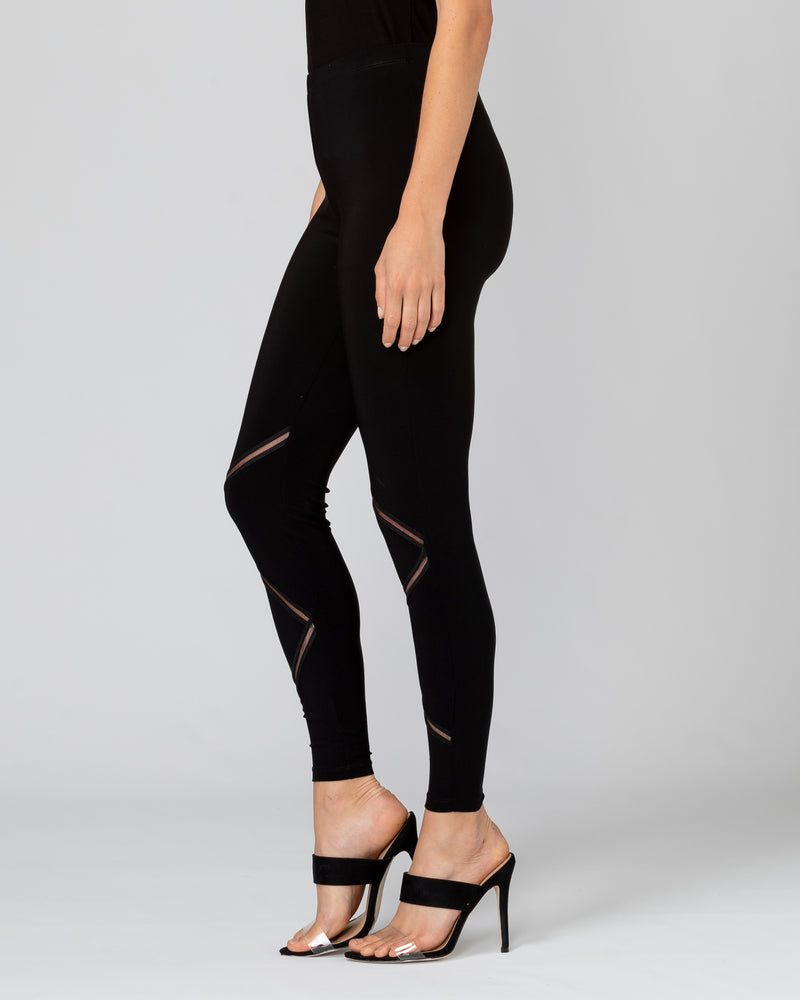 25,116 Leggings Fashion Stock Photos, High-Res Pictures, and