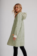 Nikki Jones Super light puffer coat w/contrast zipper & Cuffs Side Snap Details 5457RN-373 Spring 2023
