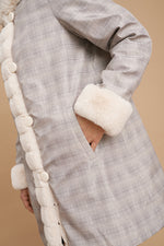 Nikki Jones Reversible faux fur Lola coat K4129RF-164 Beige Plaid